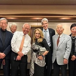 Group photo of Terasaki UCLA in Japan